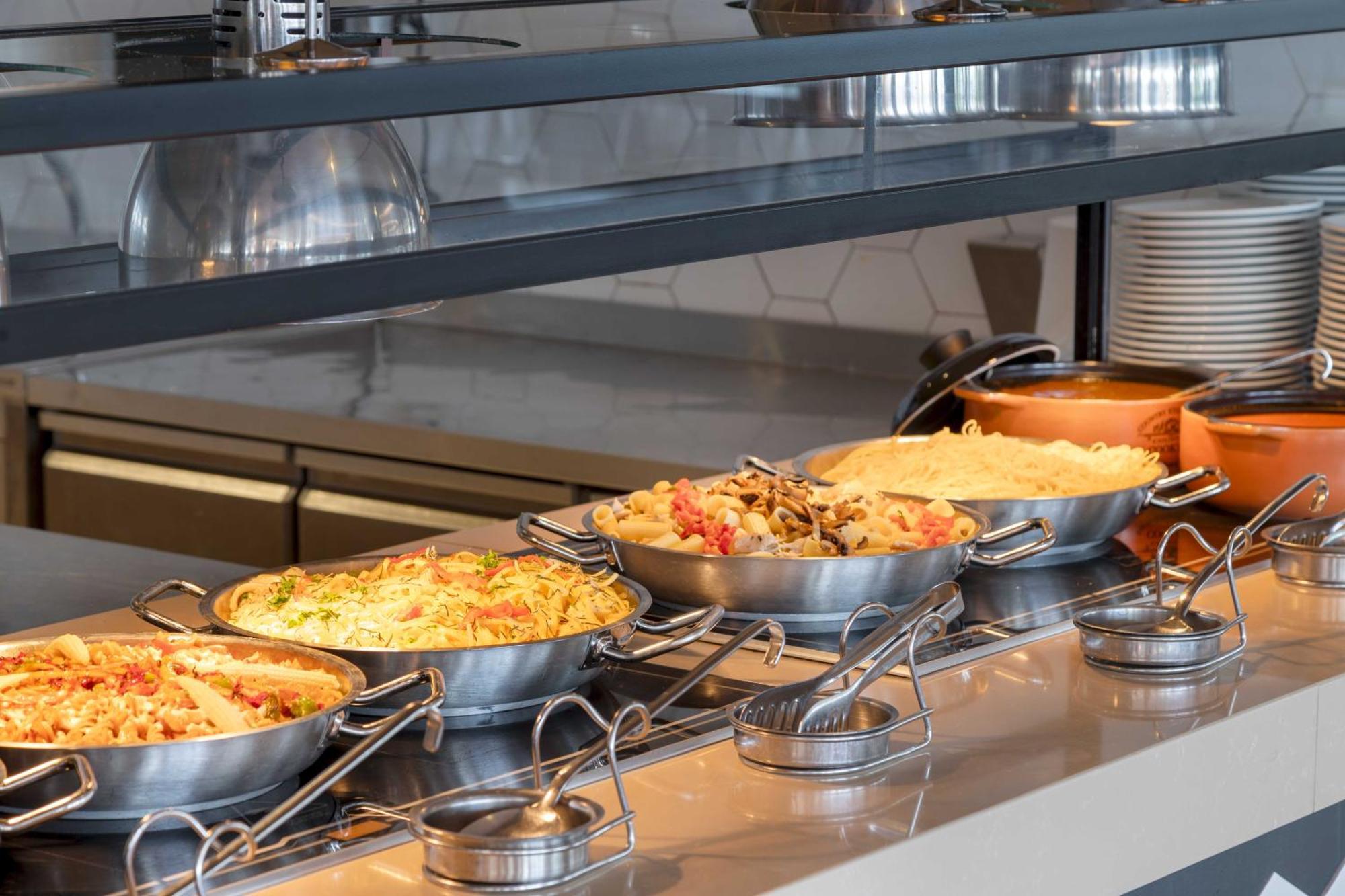 Hotel Kirman Belazur &