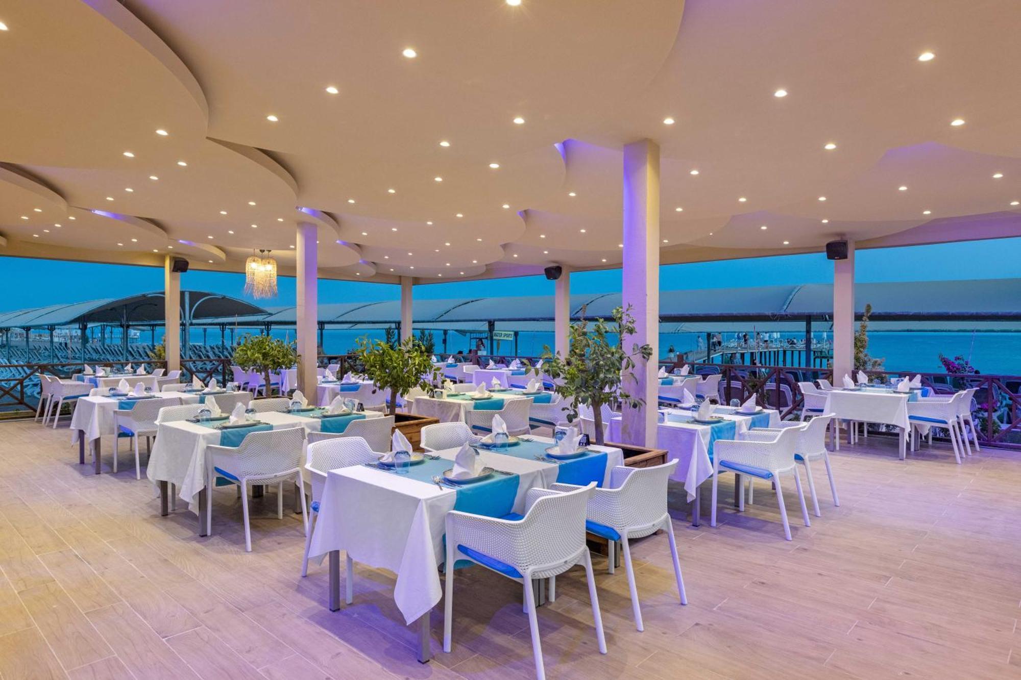 Hotel Kirman Belazur &