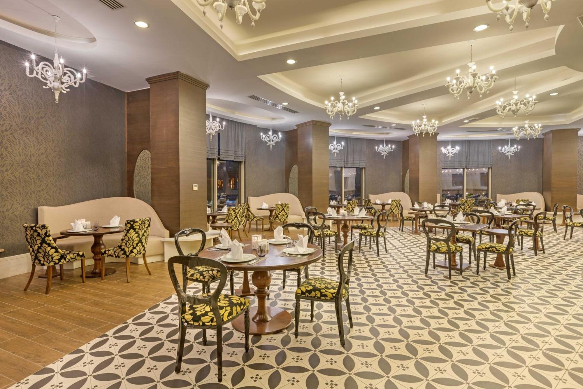 Kirman Belazur & 5* Belek