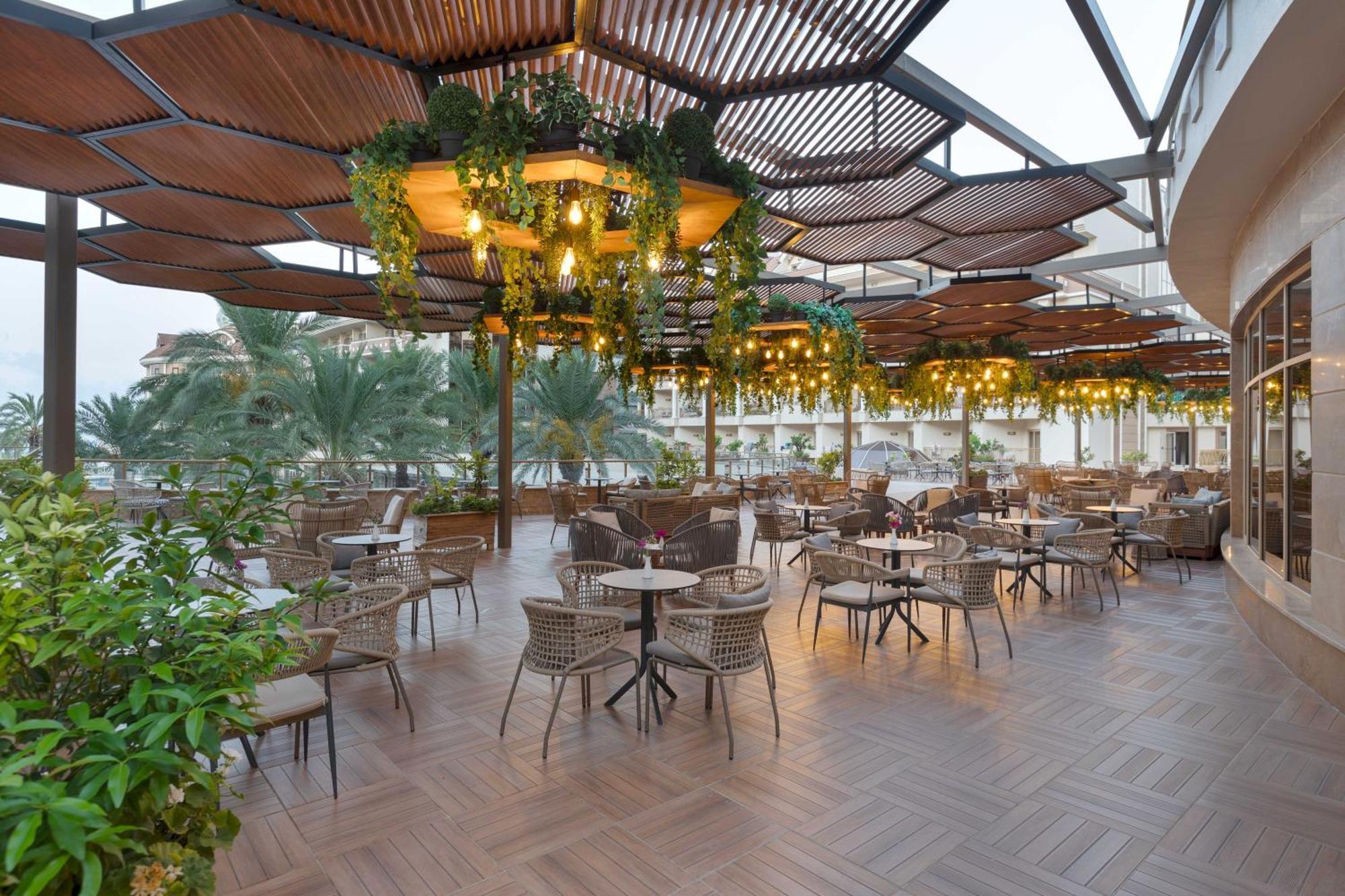 Hotel Kirman Belazur & Belek