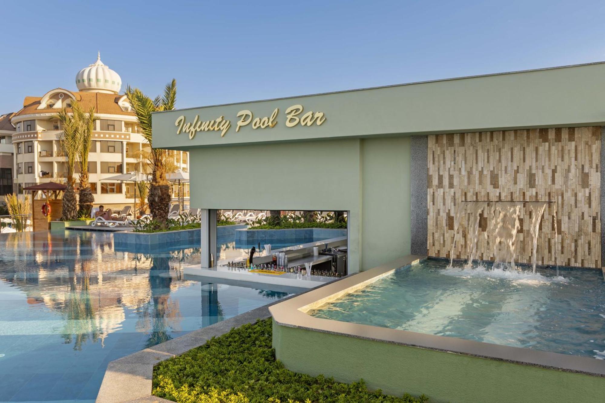 Hotel Kirman Belazur &