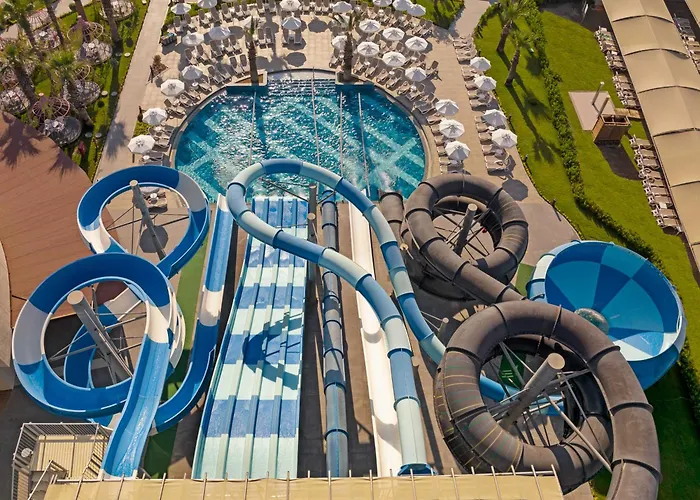 Kirman Belazur Resort & Spa